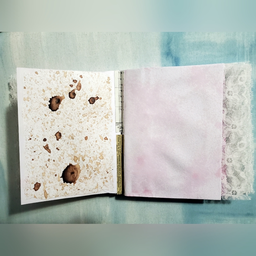😀 HAND CRAFTED Envelope junk journal with note paper and ephemera - Picture 14 of 17